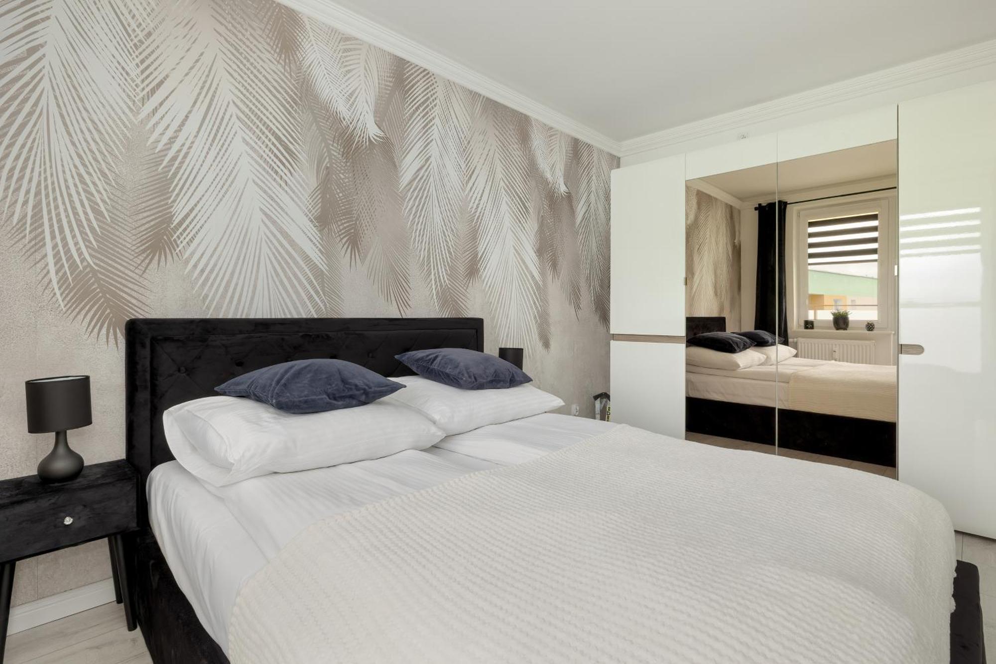 Jantar - Miodowy Dom Center Apartment Kolobrzeg